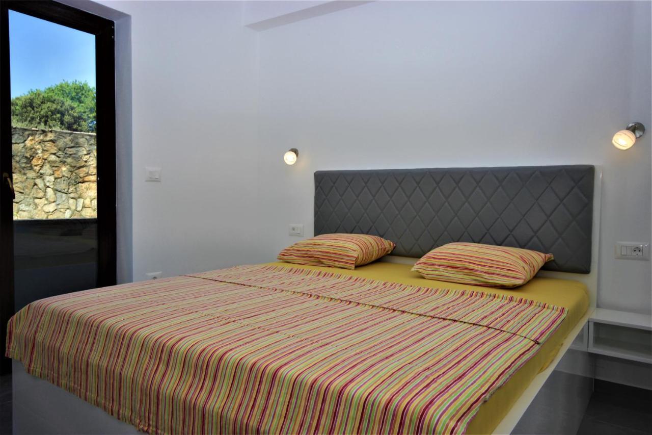 Apartments Smitran บานโจเล ภายนอก รูปภาพ