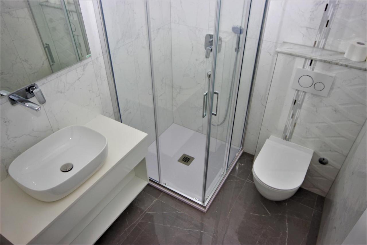 Apartments Smitran บานโจเล ภายนอก รูปภาพ